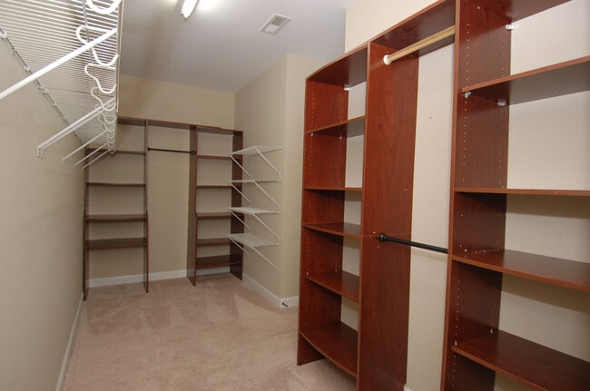 Closet - 4832 Millens Bay Ct
