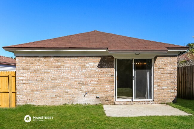 Building Photo - 8338 Century Point Dr S