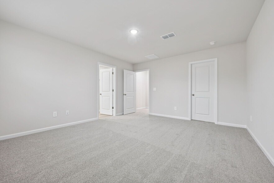 Building Photo - 723 Chandler Stone Dr