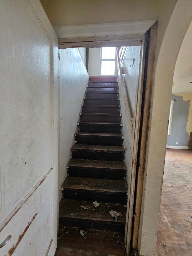 Building Photo - Own your own home for less than rent