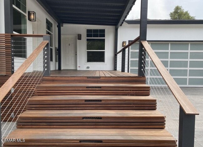Building Photo - 152 Kings Pl