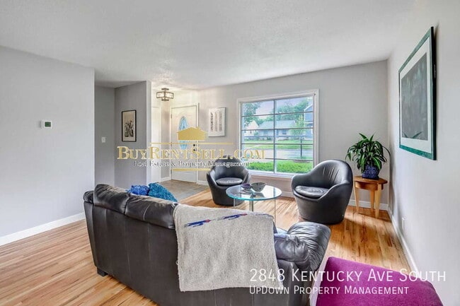 Building Photo - 2848 Kentucky Ave S