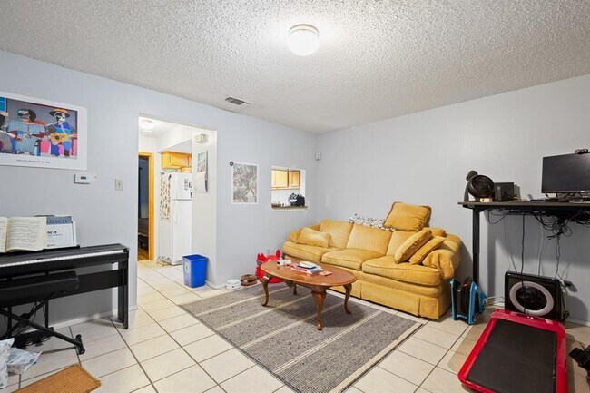 Building Photo - 3506 Speedway