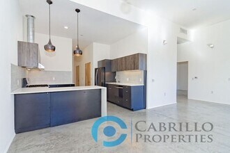 Building Photo - 2870 Fourth Ave