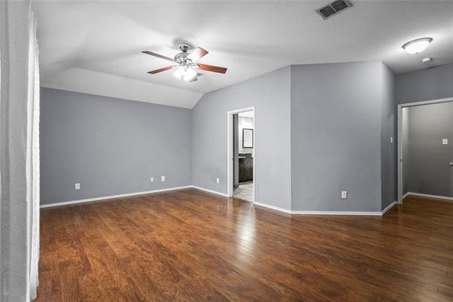 Building Photo - 420 Magnolia Dr