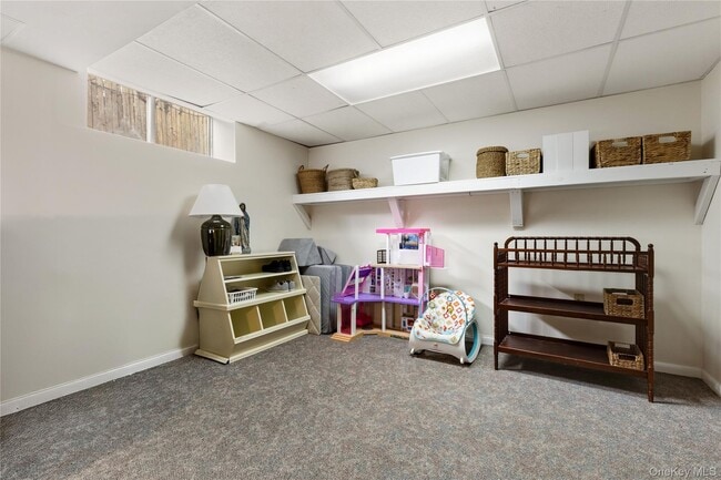 Building Photo - 357 Midland Ave