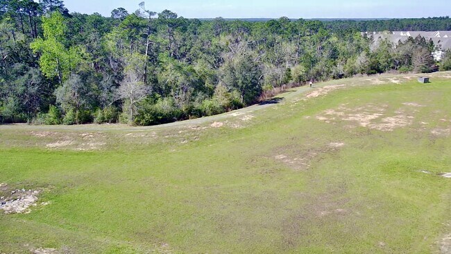 Building Photo - 8026 Burnside Lp