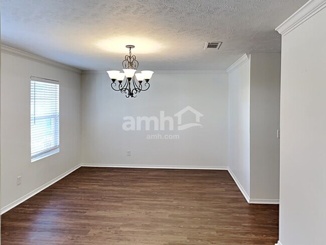 Building Photo - 1513 Clayton Dr