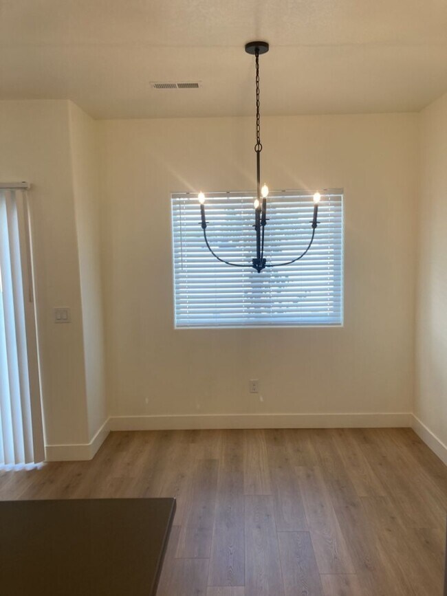 Building Photo - 3 Bed - 2.5 Bath, Newer Construction, Larg...