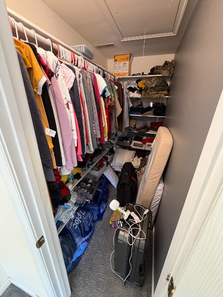 Building Photo - 52 Fox Run Dr