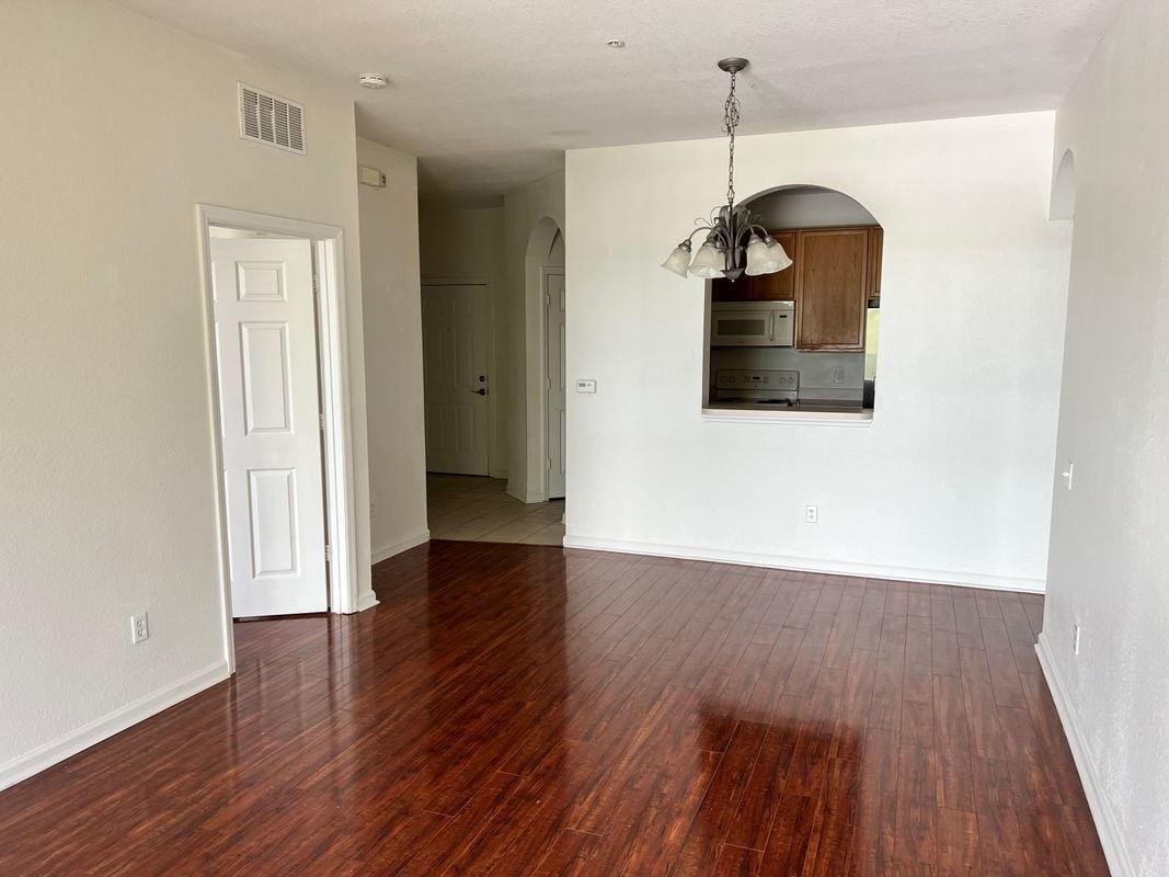 Building Photo - 6434 Cava Alta Dr