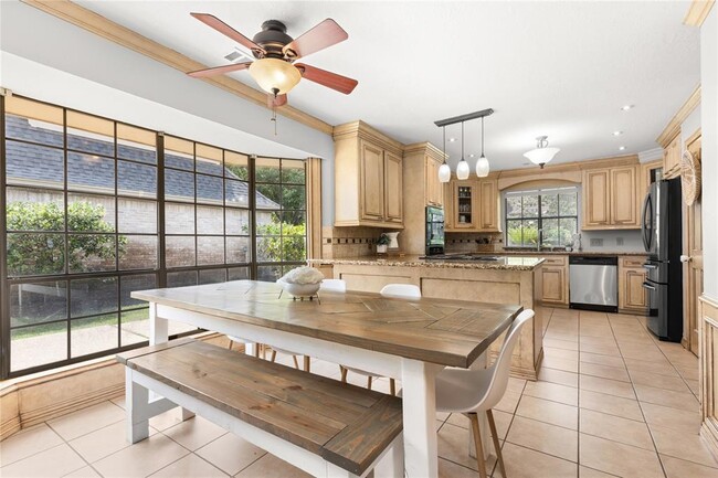 Building Photo - 2922 Deer Hollow Dr