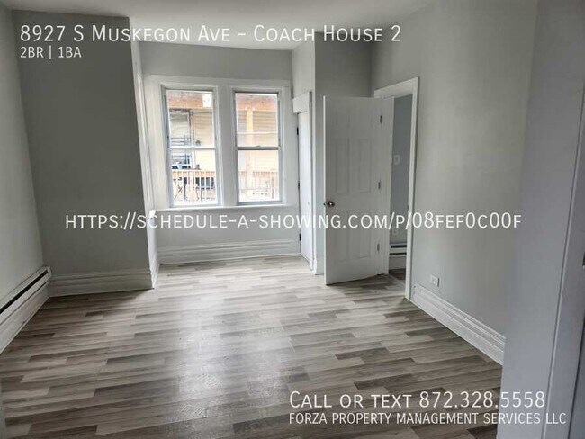 Building Photo - 8927 S Muskegon Ave