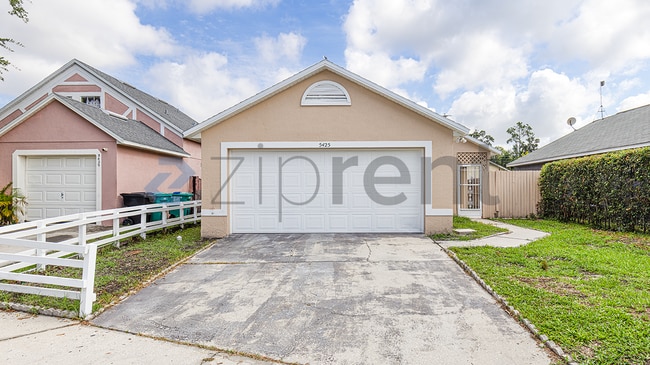 Building Photo - 5425 Wood Crossing St