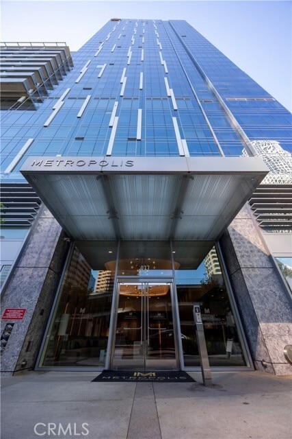 Building Photo - 877 Francisco St