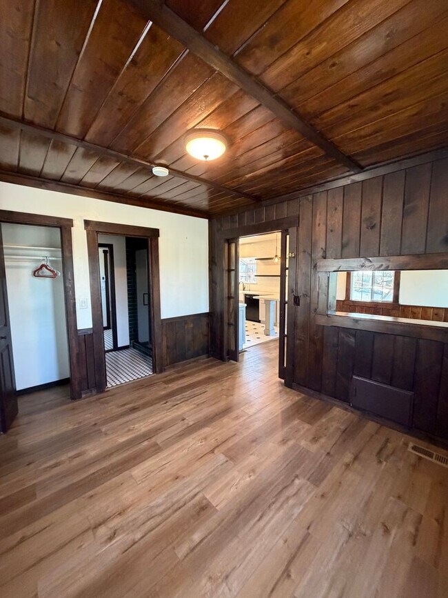 Building Photo - 1926 Hillside Gem Martinez CA