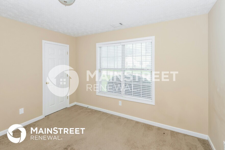 Building Photo - 50 Spring Valley Trce