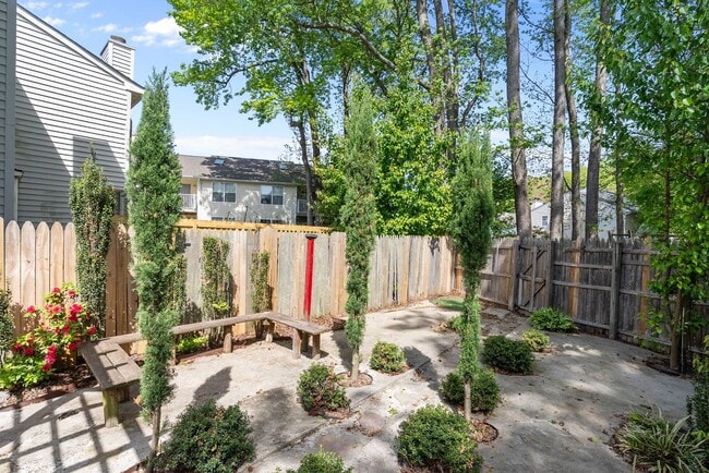 Building Photo - 5516 Amhurst Ct