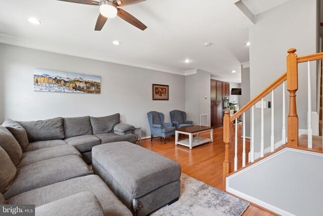 Building Photo - 8133 Dove Cottage Ct