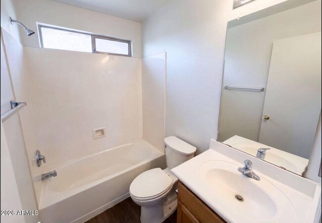 Building Photo - 13976 W Port Royale Ln