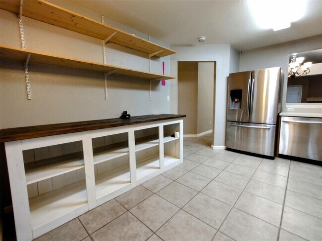 Building Photo - 209 Antietam Dr