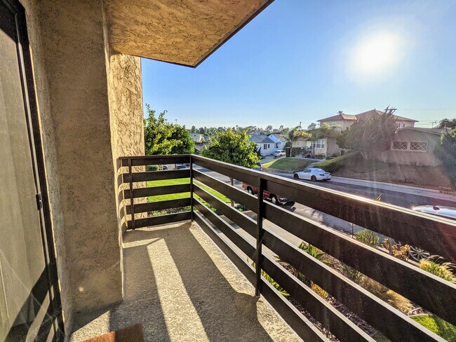 Balcony - 7836 Flight Ave