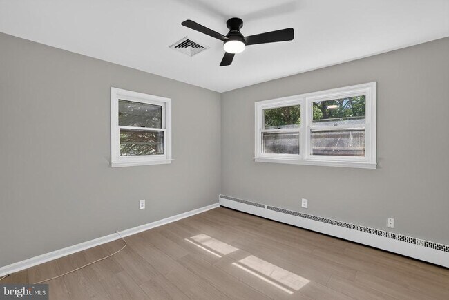 Building Photo - 6104 St John Dr