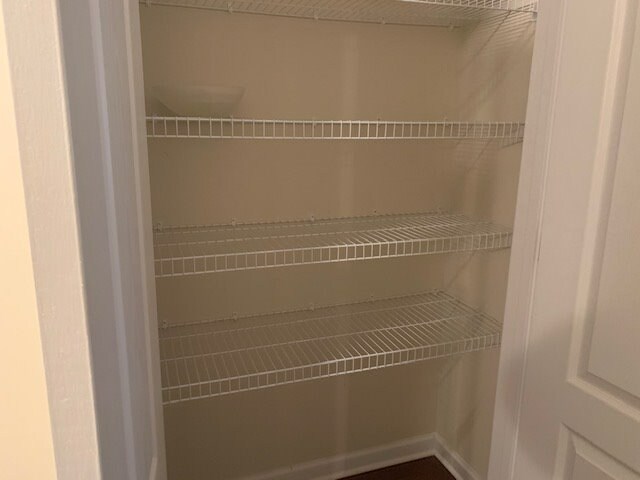 Building Photo - 347 Family Lodge Dr