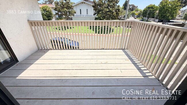 Building Photo - 3883 Camino Lindo