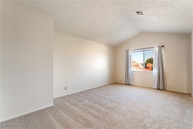 Building Photo - 8704 Isola Dr