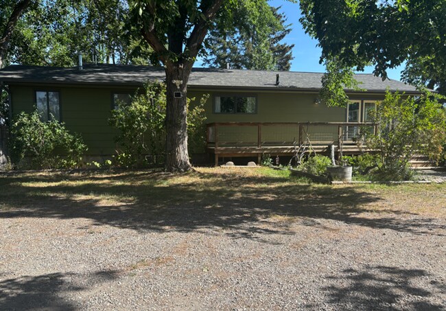 Primary Photo - Horse Property for rent with beautiful Bri...