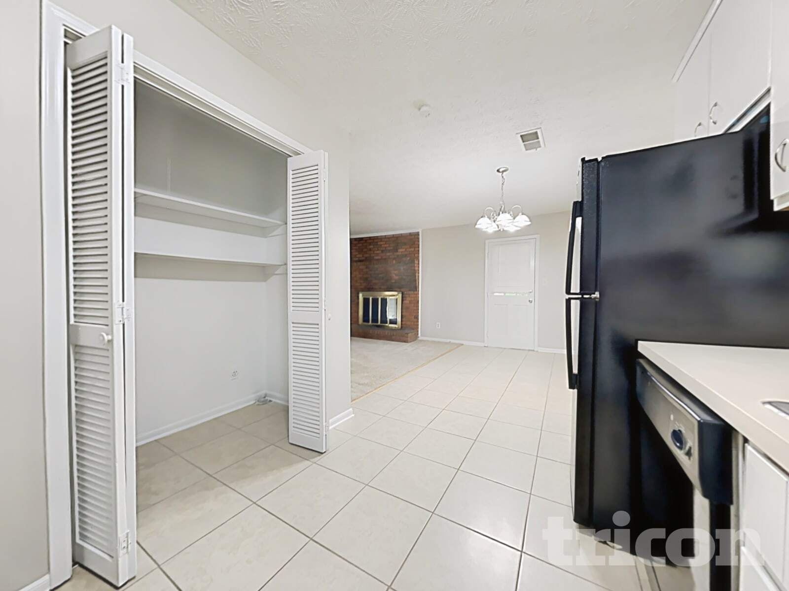 Building Photo - 3959 Grove Trail