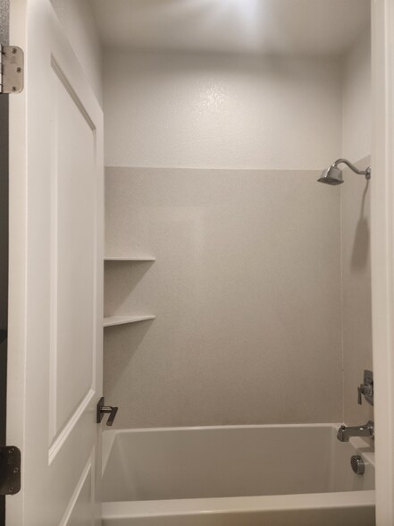 Building Photo - 337 W Phelps Dr