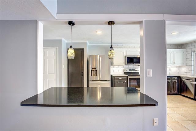 Building Photo - 5233 Reed Dr