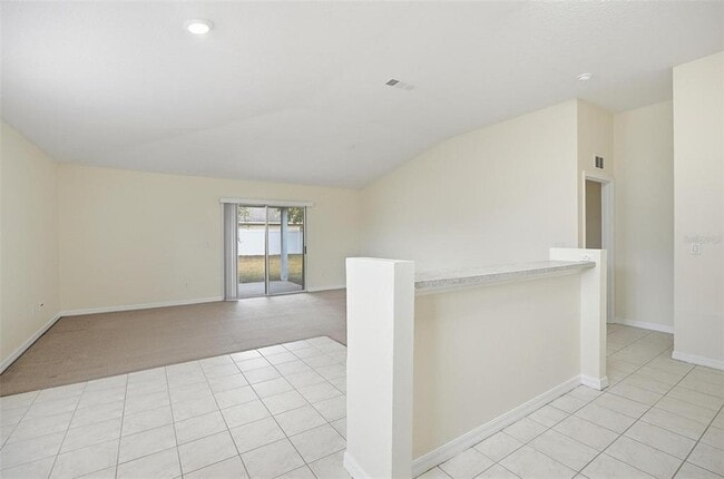 Building Photo - 166 Plainview Dr