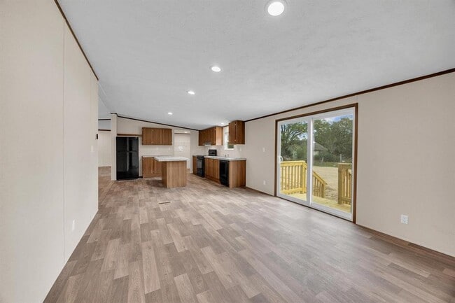 Building Photo - 211 Overhill Rd