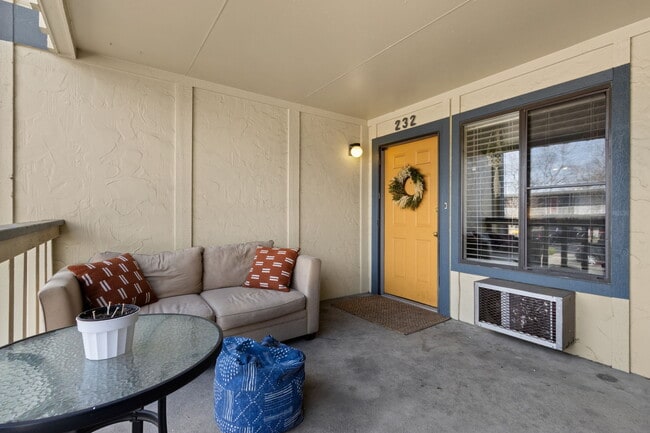 Building Photo - 1118 City Park Ave