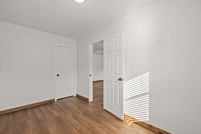 Building Photo - Stylish 3 Bed, 2 Bath Renovated Duplex in the Heart of Rincon!