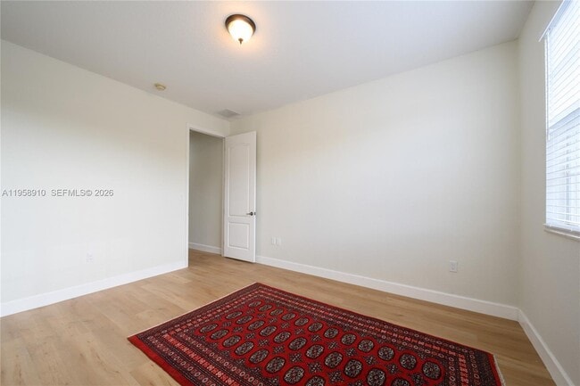 Building Photo - 430 SW 147th Ave