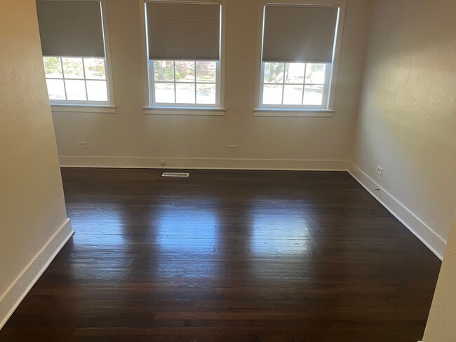 Building Photo - 2679 Olympia St