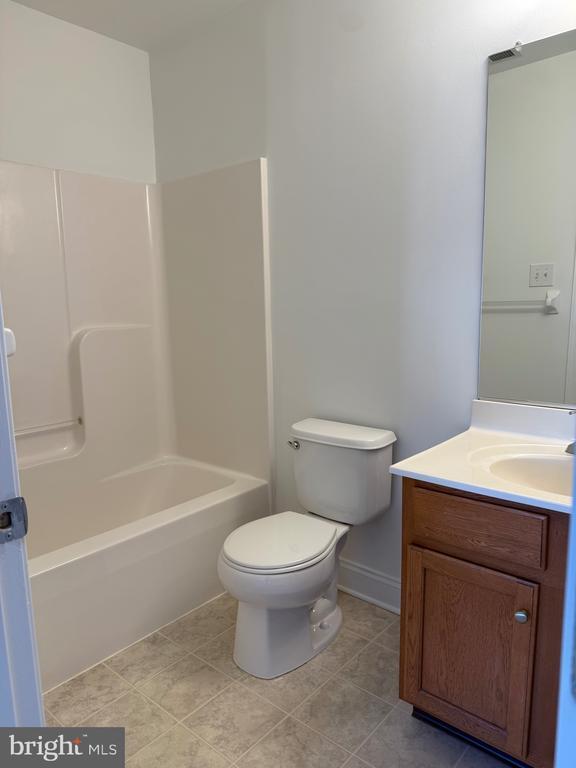 Building Photo - 111 Glacier Dr