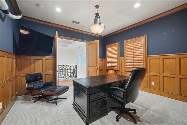 Building Photo - 6807 Lupton Dr