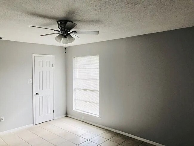 Building Photo - Ideal Home in McAllen!