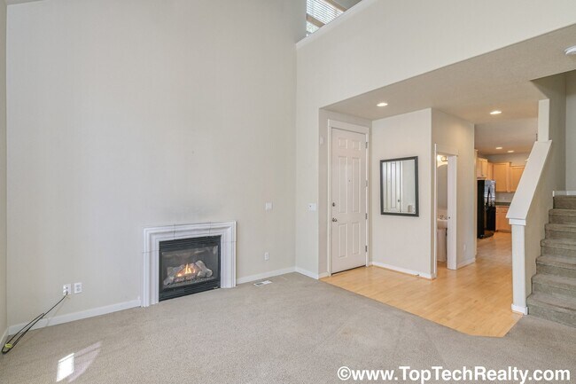 Building Photo - Delightful 3 Bed | 2.5 Bath Townhome | Beaverton | Minutes to Shopping, Dining & Parks | Prime Lo...