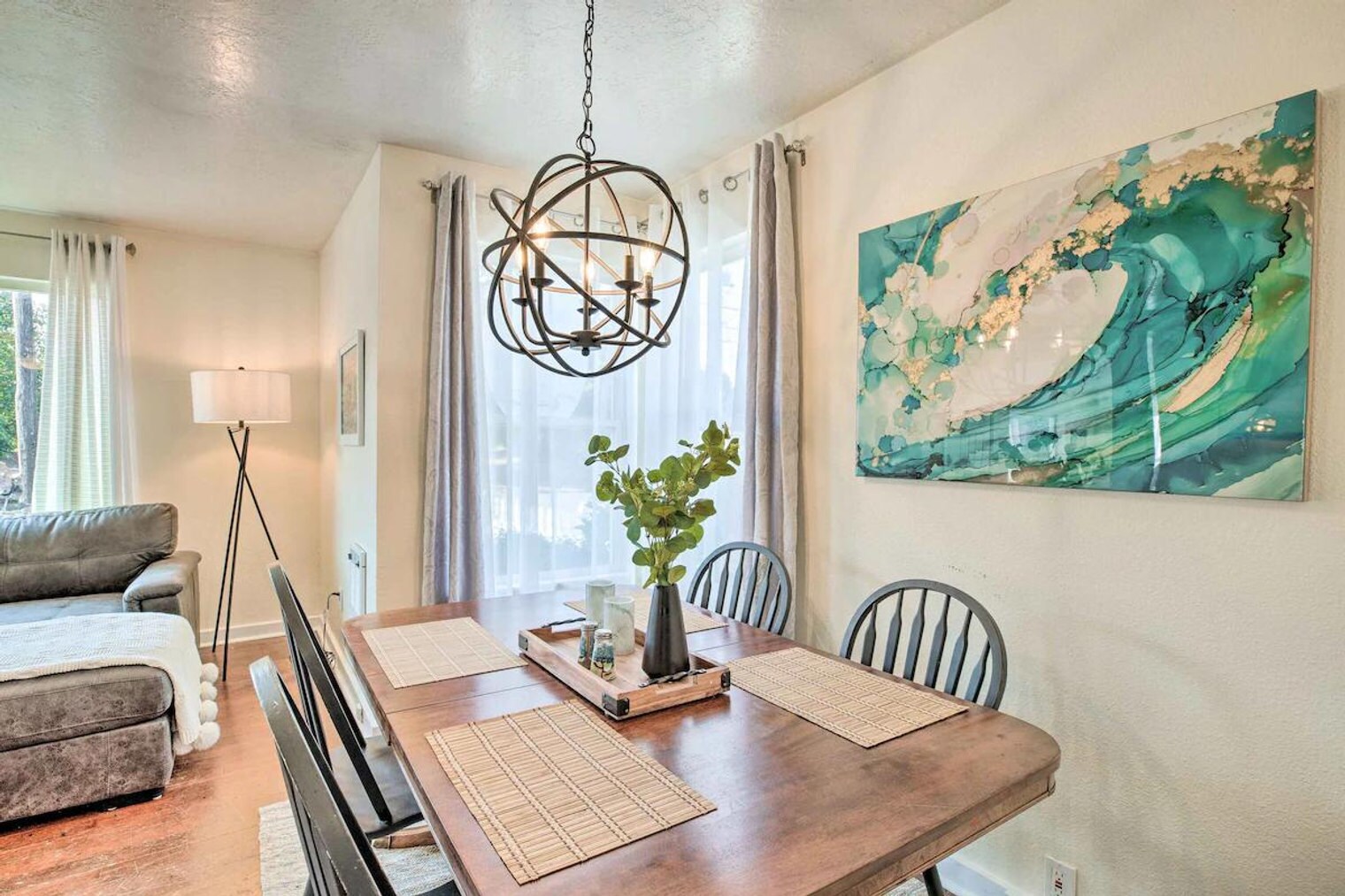 Building Photo - 5010 K Pl