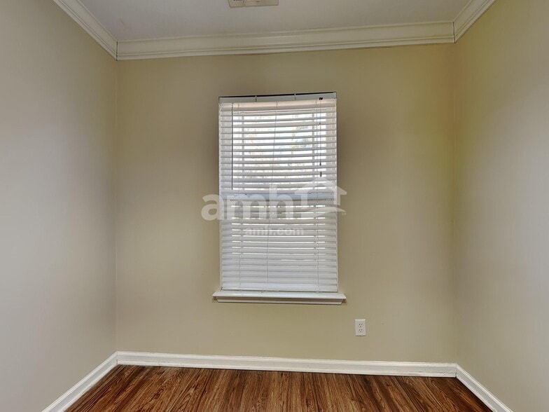 Building Photo - 171 Fox Glen Ct