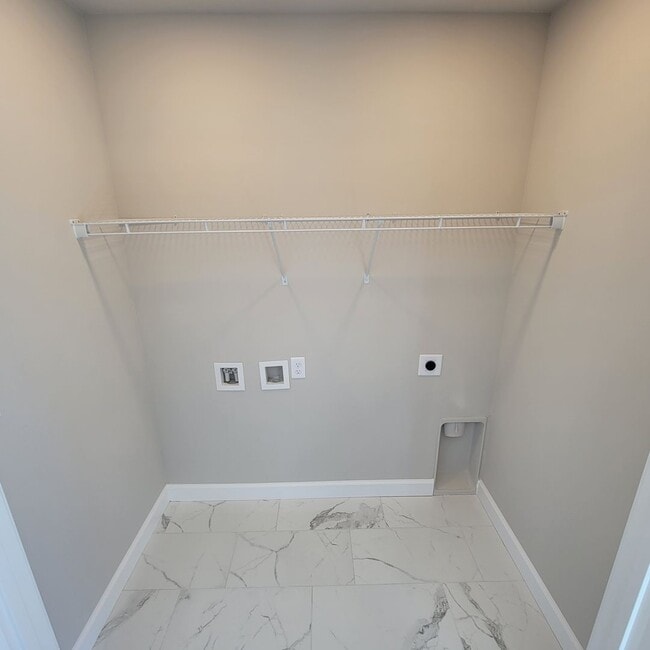 Building Photo - 3/2 Townhouse-Cookeville, TN