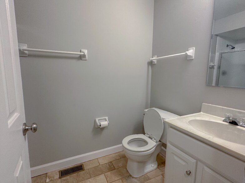 Building Photo - 5157 Waterman Blvd