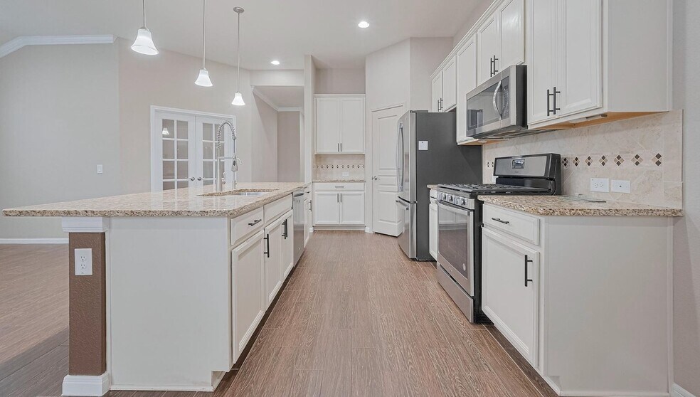 Building Photo - 5327 Silver Ledge Dr
