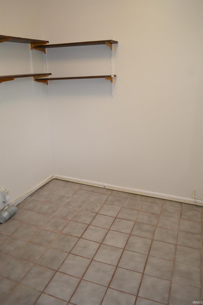 Building Photo - 2202 Heatherfield Dr